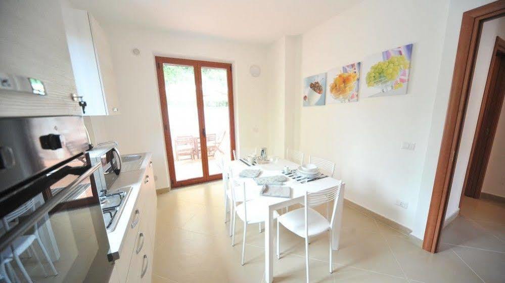 Rodia Holidays Messina Esterno foto