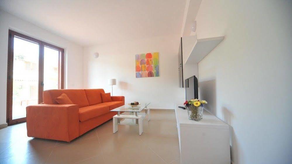 Rodia Holidays Messina Esterno foto