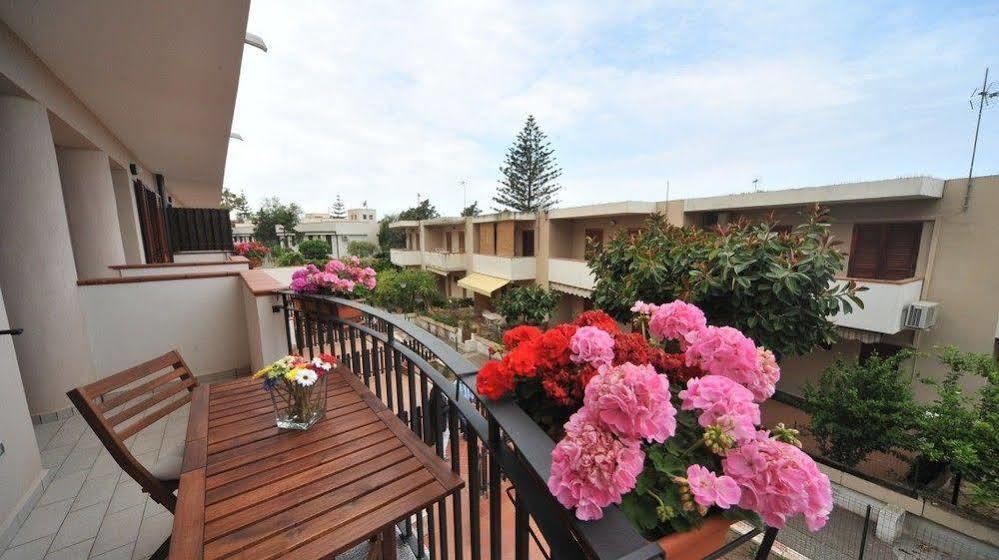 Rodia Holidays Messina Esterno foto