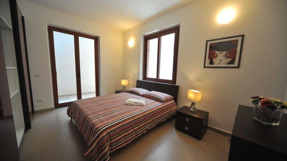 Rodia Holidays Messina Esterno foto