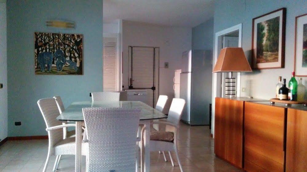 Rodia Holidays Messina Esterno foto
