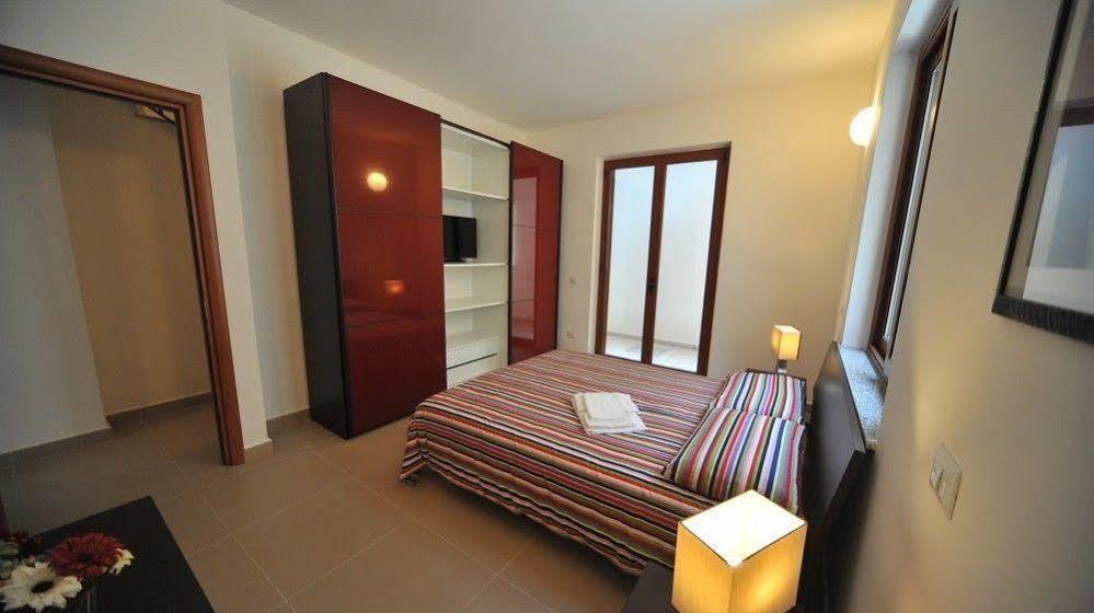 Rodia Holidays Messina Esterno foto